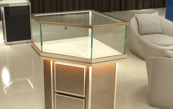 有機(jī)玻璃展示柜都具有什么樣的優(yōu)點(diǎn)？