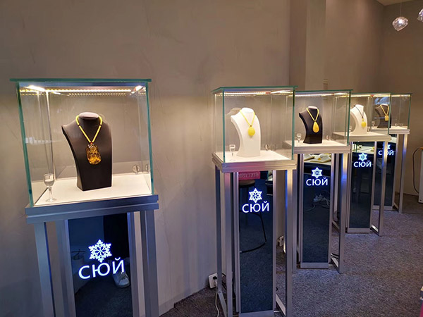 珠寶展示柜設(shè)計(jì),玻璃珠寶展示柜